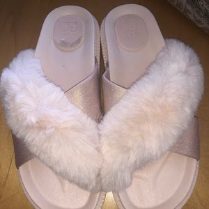 Joe’s size 7 pink slides